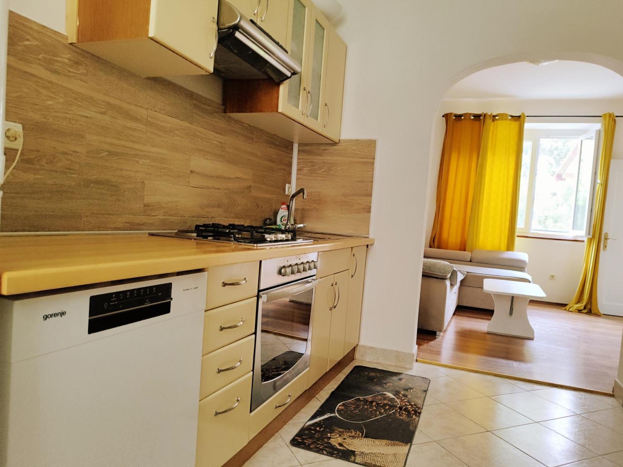 Apartman Daniel With Free Parking Mundanije Exteriör bild